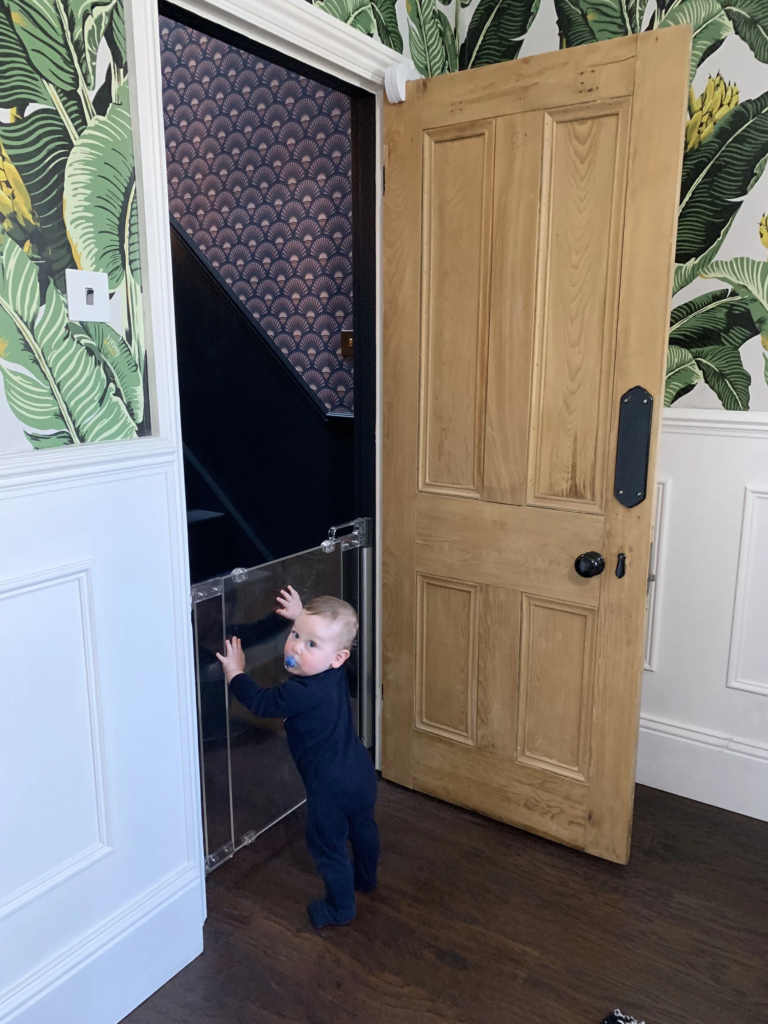 Fred safety cheap stair gate